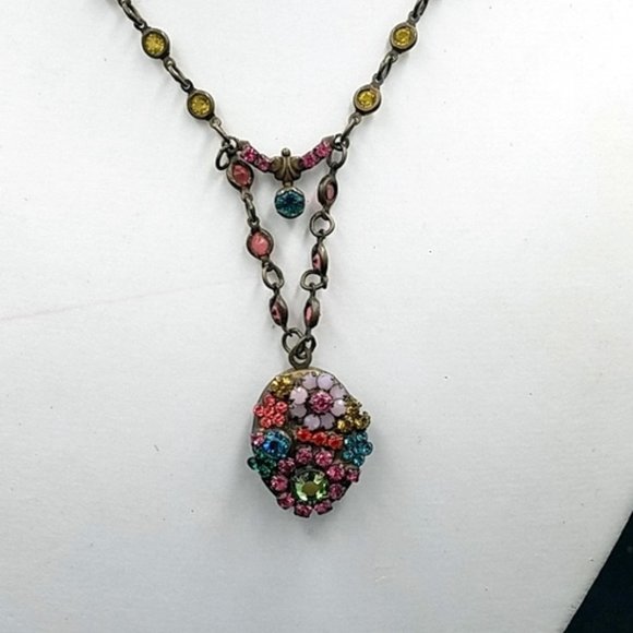 Vintage Jewelry - Vintage Sorrelli Austrian Crystal Locket Necklace